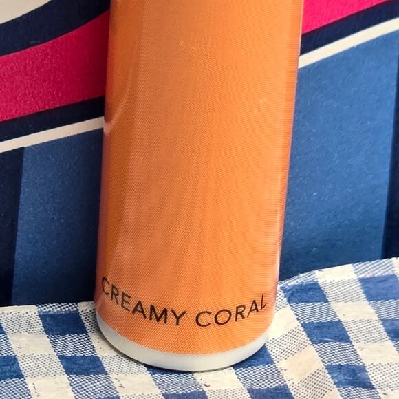BBW Creamy Coral Nourishing Lip Butter Formulated w. Coconut Oil & Beeswax - Picture 2 of 3